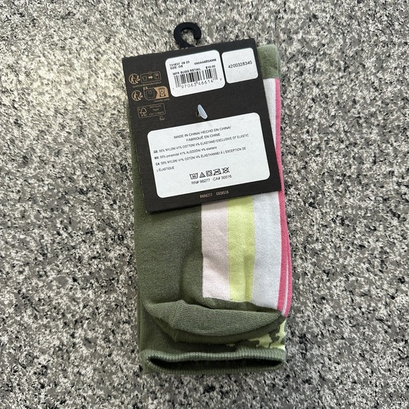 Vans Socks Womens 6.5-10 Crew Skull Ticker Print Olive 1 Pair - Picture 3 of 5